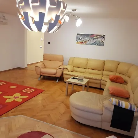 Апартаменти Boulevard Apartament 1oo Mp, Lux